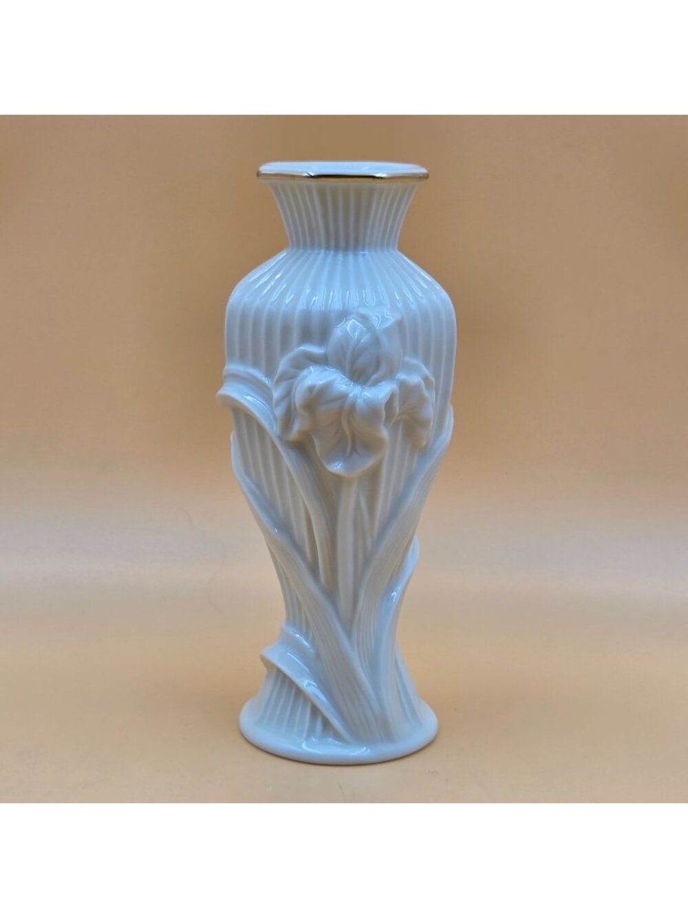 Lenox Iris Vase 5 Inch Ivory Porcelain 24K Gold Trim Sculpted Flower